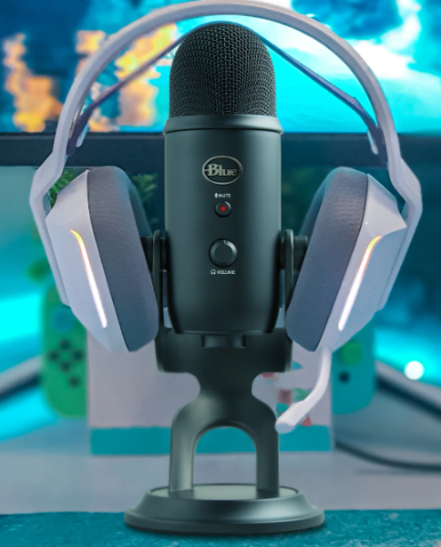 خرید و قیمت میکرفون گیمینگ Blue YETI - Game Streaming Kit لاجیتک | لاکچری لپ تاپ